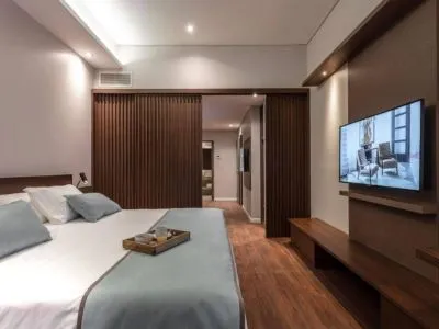 4-star Hotels Huinid Obelisco Hotel