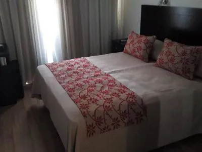 Hotels Palermo Bridge