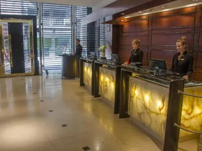 Hoteles 5 estrellas Regal Pacific