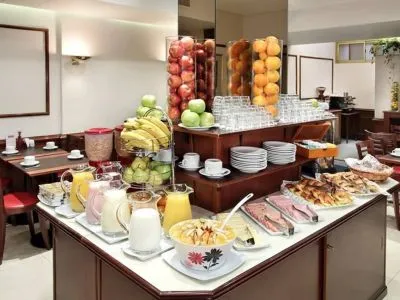 3-star Hotels Waldorf Hotel 