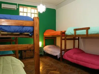 Albergues/Hostels Rayuela Hostel