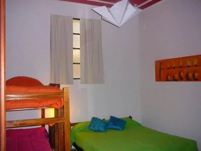 Albergues/Hostels Rayuela Hostel