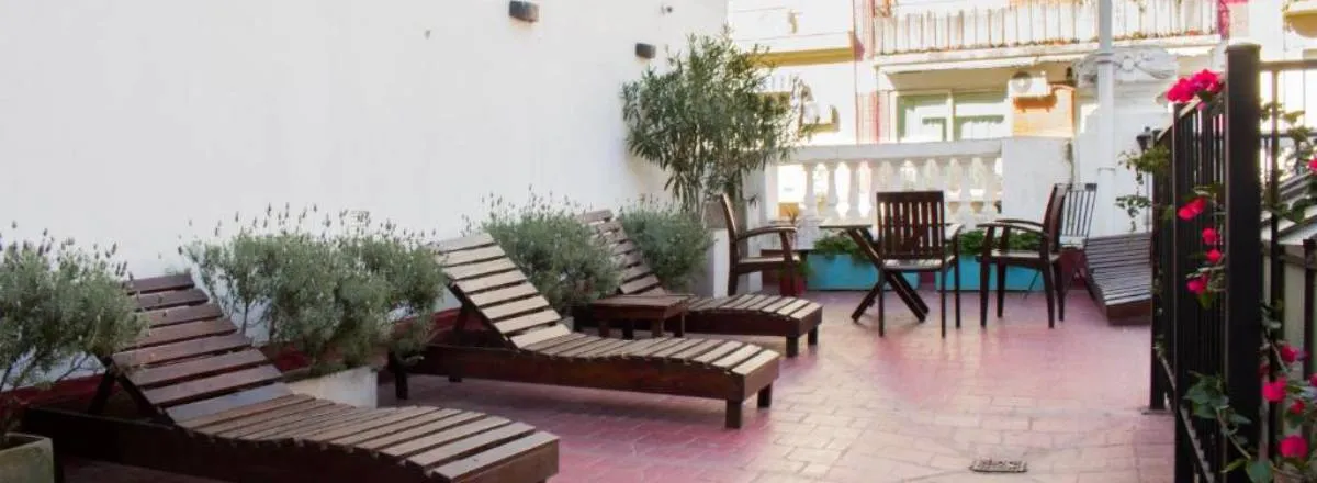 Hostels Voyage Recoleta Hostel