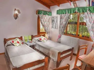 La Casa de las Flores Bed & Breakfast  en  Bariloche