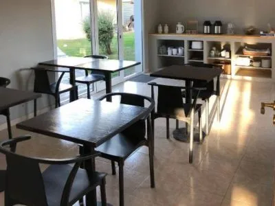 2-star Hostelries Los Lupinos