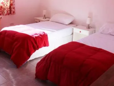 2-star Hostelries Los Lupinos