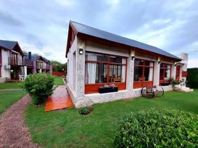 Cabañas 3 estrellas Cabañas Ayres del Lago