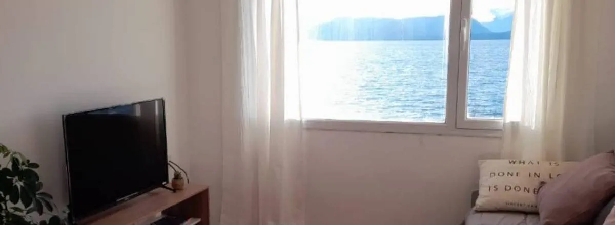 Departamentos Hermoso departamento frente al lago