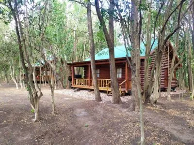 Cabañas de Troncos Las Acacias Cabins  in  Mercedes