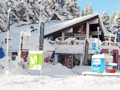 Escuela de esqui y snowboard Escuela de Ski y Snowboard Xtreme