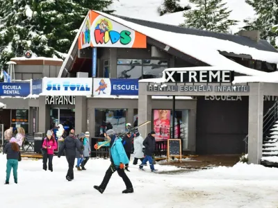 Escuela de esqui y snowboard Escuela de Ski y Snowboard Xtreme