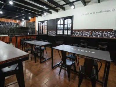 Albergues/Hostels El Refugio Lodge Hostel