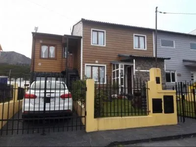 En Lo Alto Apartments  in  Ushuaia