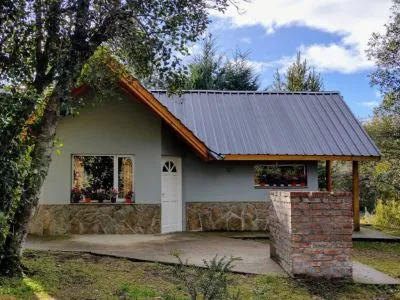 Magnolias Cabañas Cabañas 2 estrellas  en  Villa Pehuenia