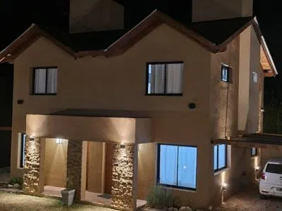 Alquiler de casas y departamentos Complejo Cerro Negro 