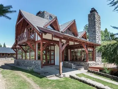 Casas de Ivan Alquiler temporario  en  Villa La Angostura