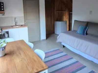 Cabañas Departamento con jardín