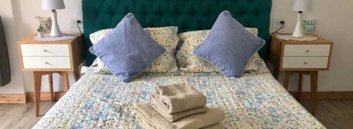 Cabins Montserrat Guesthouse