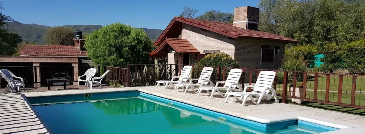 3-star Cabins Refugio Serrano