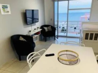 Short Term Apartment Rentals Departamento con vista al Mar