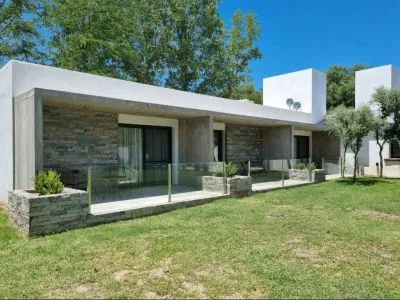 Hoteles Favre Suites