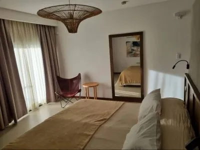 Hoteles Favre Suites