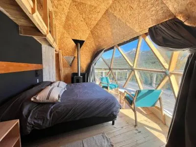 Alojamiento en Lago Meliquina (a 30 Km. de San Martín de los Andes) Terrazas de Meliquina- Eco Glamping