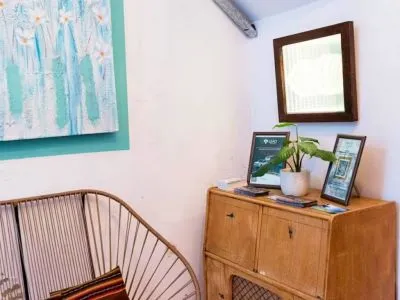 Boarding-houses LEAD Pods Hostel