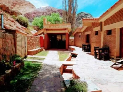 Hostales La Valentina Hostal