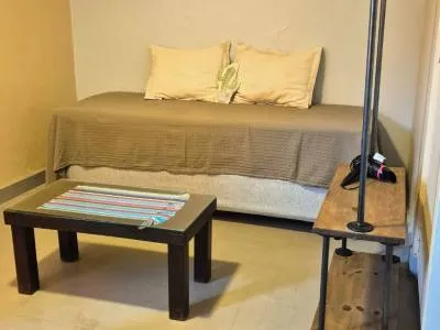 Hostales La Valentina Hostal