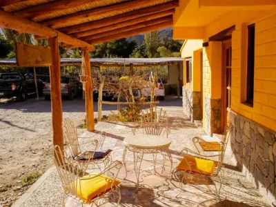 Hostelries Mai Jaii Inn