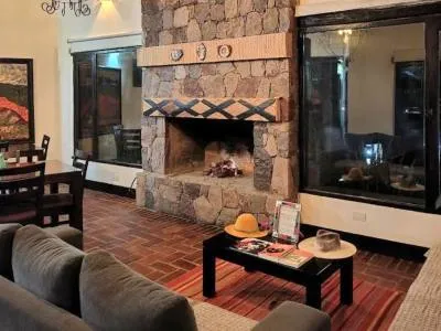 Hostelries Hostería Aguas Coloradas