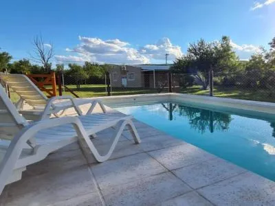 Casa Abierta Cabañas  en  Nono