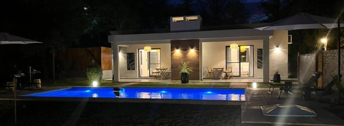 3-star Hotels Magnolia Suites