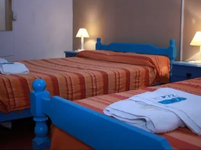 Albergues/Hostels Hospedaje Bajo el Molino