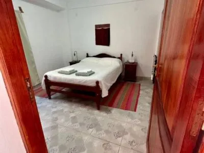 Albergues/Hostels La Colorada Hostal