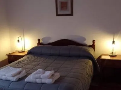 Albergues/Hostels La Colorada Hostal