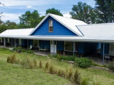 Chacra La Invernada - Pequeño Hotel de Campo