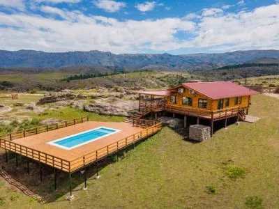 Hoteles Alma Serrana Suites de Montaña