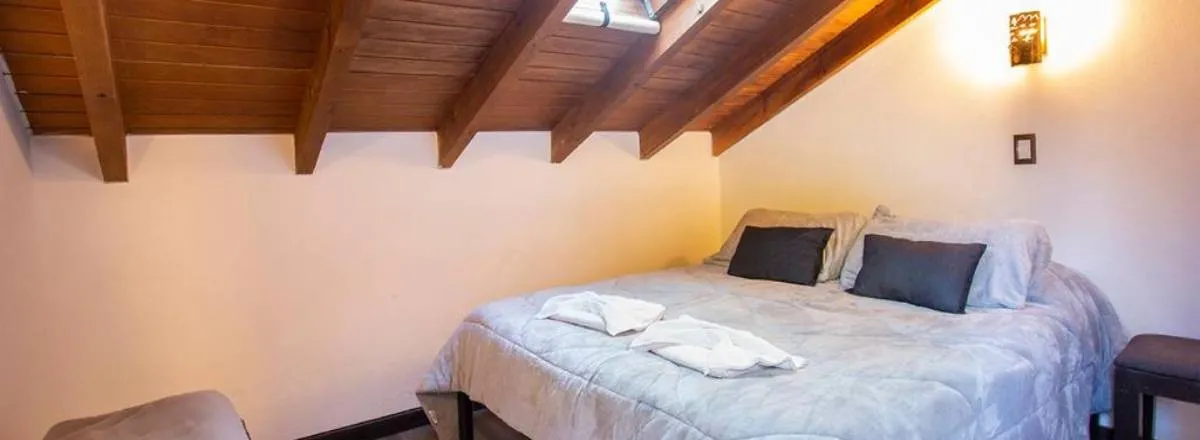 Albergues/Hostels Cucu Haus Hostel