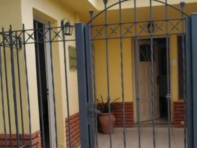 Chayerita - Suite en La Rioja Short Term Apartment Rentals  in  La Rioja