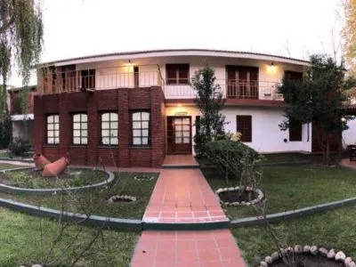 Hostelries Los Cantaros