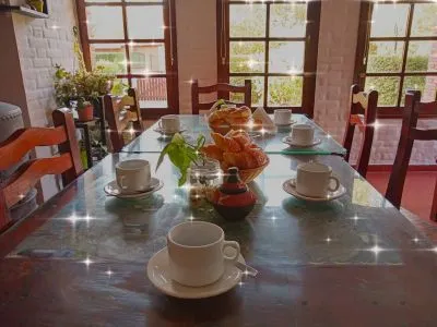 Hostelries Los Cantaros