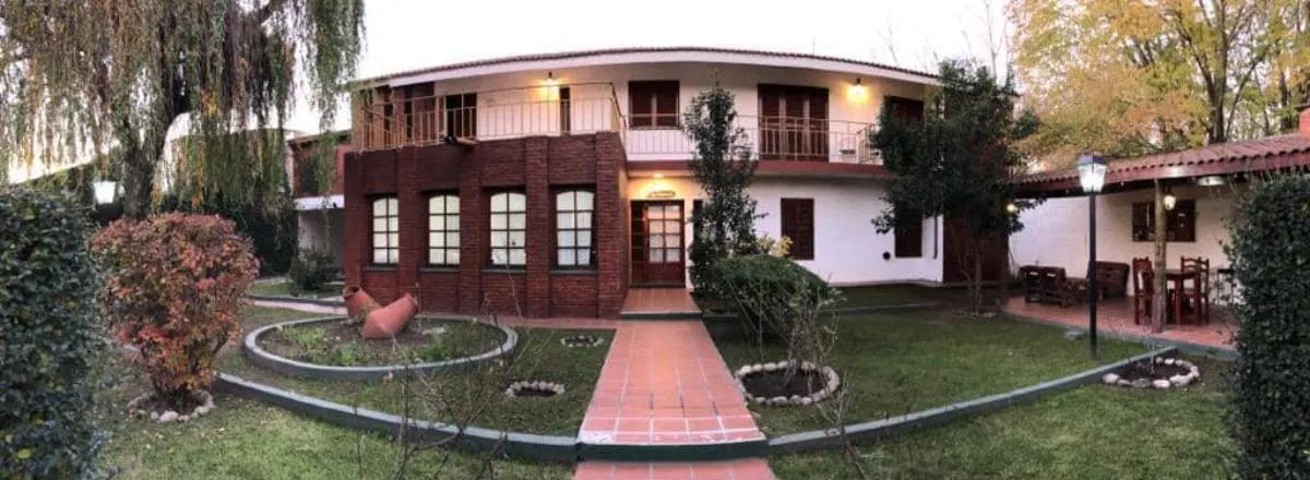 Hostelries Los Cantaros