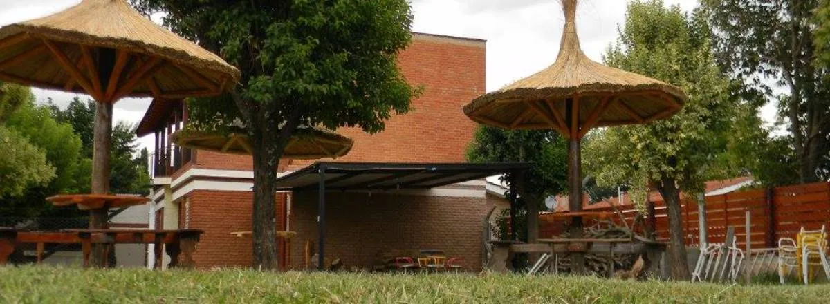 Tourist Resorts Complejo Los Leones