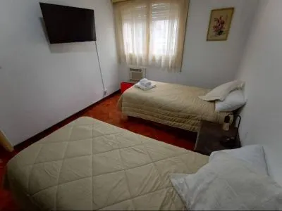 Hosterías Casa Flora B&B