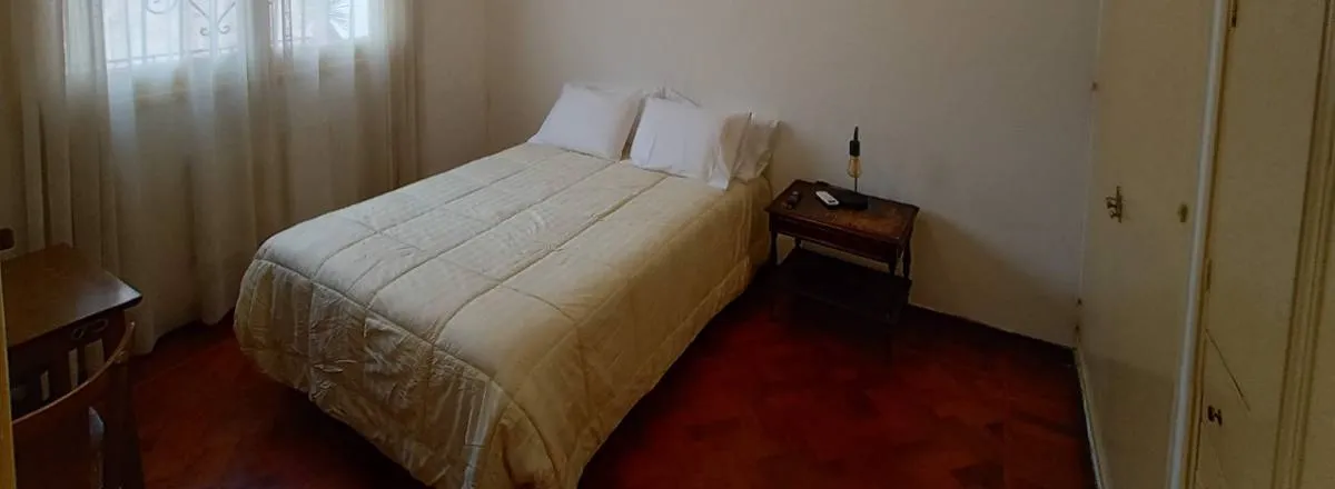 Hosterías Casa Flora B&B