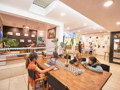 Albergues/Hostels Hostel BILL & BILL