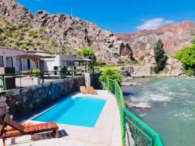 Cerro Colorado Cabins  in  Cañón del Atuel - Valle Grande