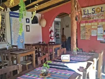 Hostales El Sol Hostel